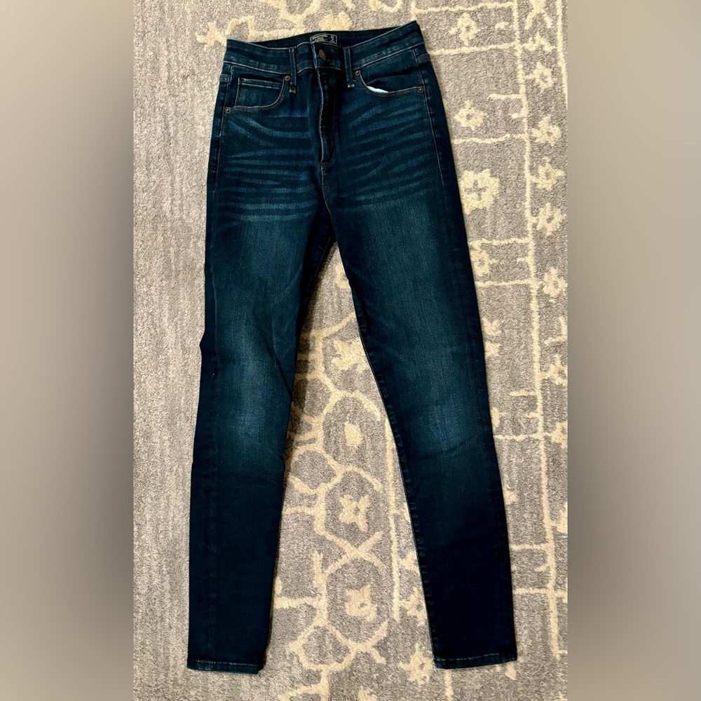 Abercrombie & Fitch High Rise Super Skinny Curve Love Jeans size 27/4R